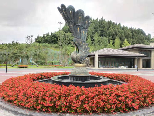 绿雕仿真造型设计在体育场地设施工程中的应用